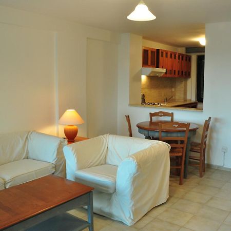 ปาล์ม คอร์ต สวีท ไอย์วาลิก Bed & Breakfast ไอวาลิค ภายนอก รูปภาพ