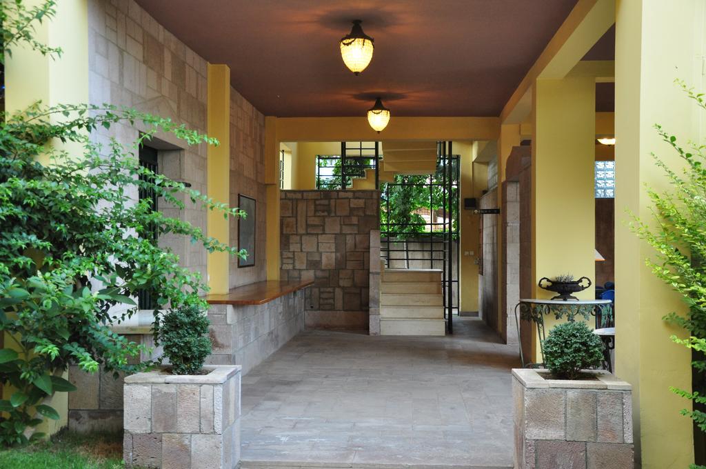 ปาล์ม คอร์ต สวีท ไอย์วาลิก Bed & Breakfast ไอวาลิค ภายนอก รูปภาพ