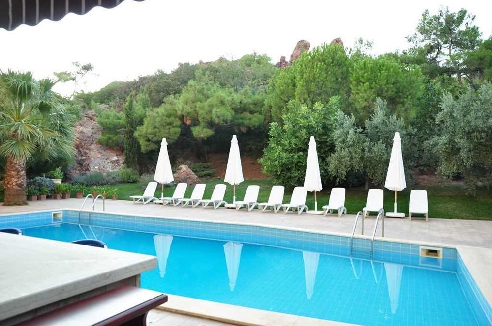ปาล์ม คอร์ต สวีท ไอย์วาลิก Bed & Breakfast ไอวาลิค ภายนอก รูปภาพ