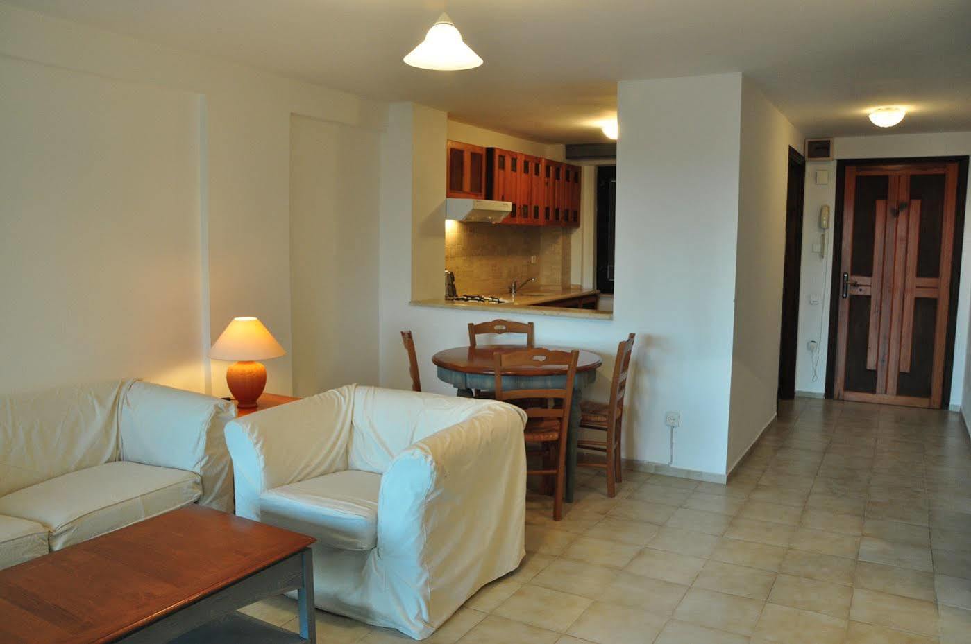 ปาล์ม คอร์ต สวีท ไอย์วาลิก Bed & Breakfast ไอวาลิค ภายนอก รูปภาพ